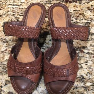 Nuture Hobo Brown Wedge Sandals Size 7